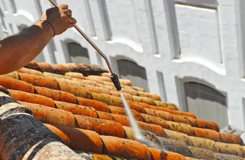 Nettoyage de toitures - Tracy-le-Mont